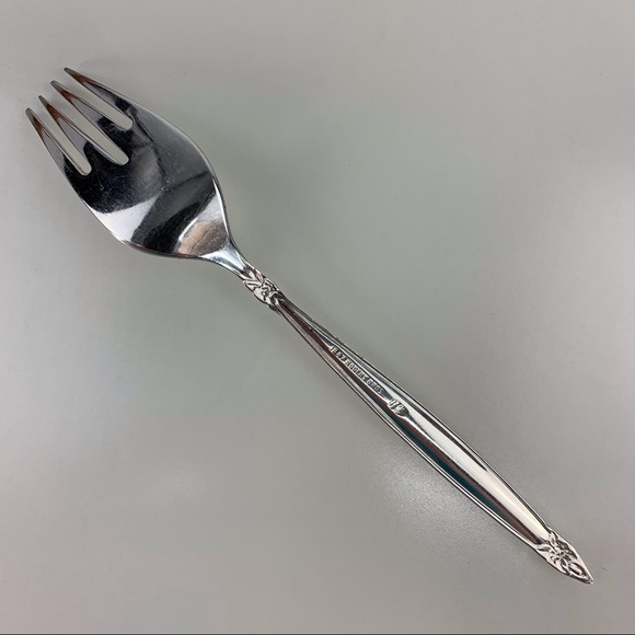2/$20 1847 Rogers Bros. IS 1965 Vintage Silver Plate Garland Pattern Salad Fork - Picture 6 of 12